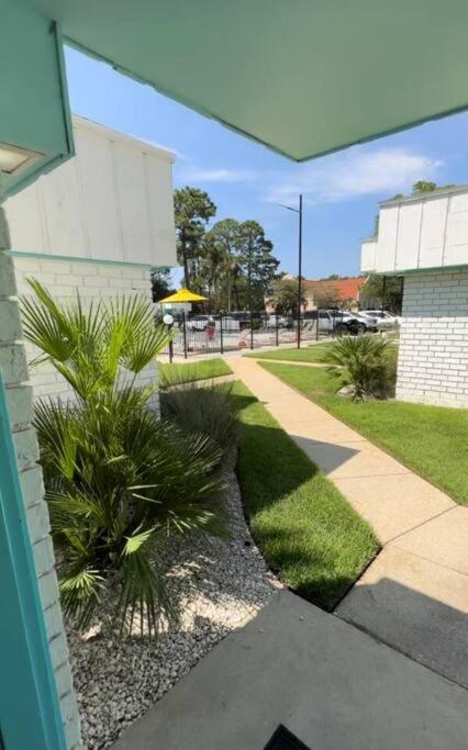Gulf Shores Getaway Steps Away From The Pool! Luaran gambar